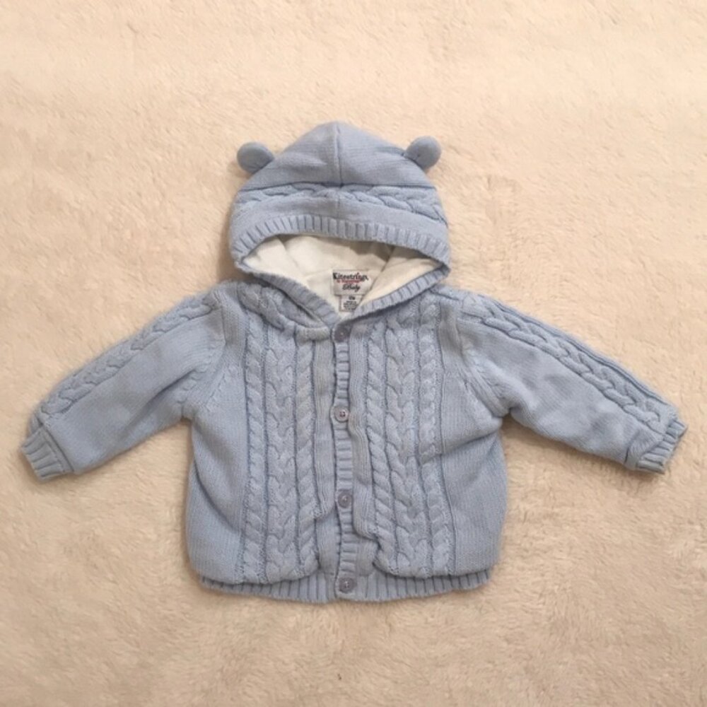 Baby Blue Teddy bear style sweater.